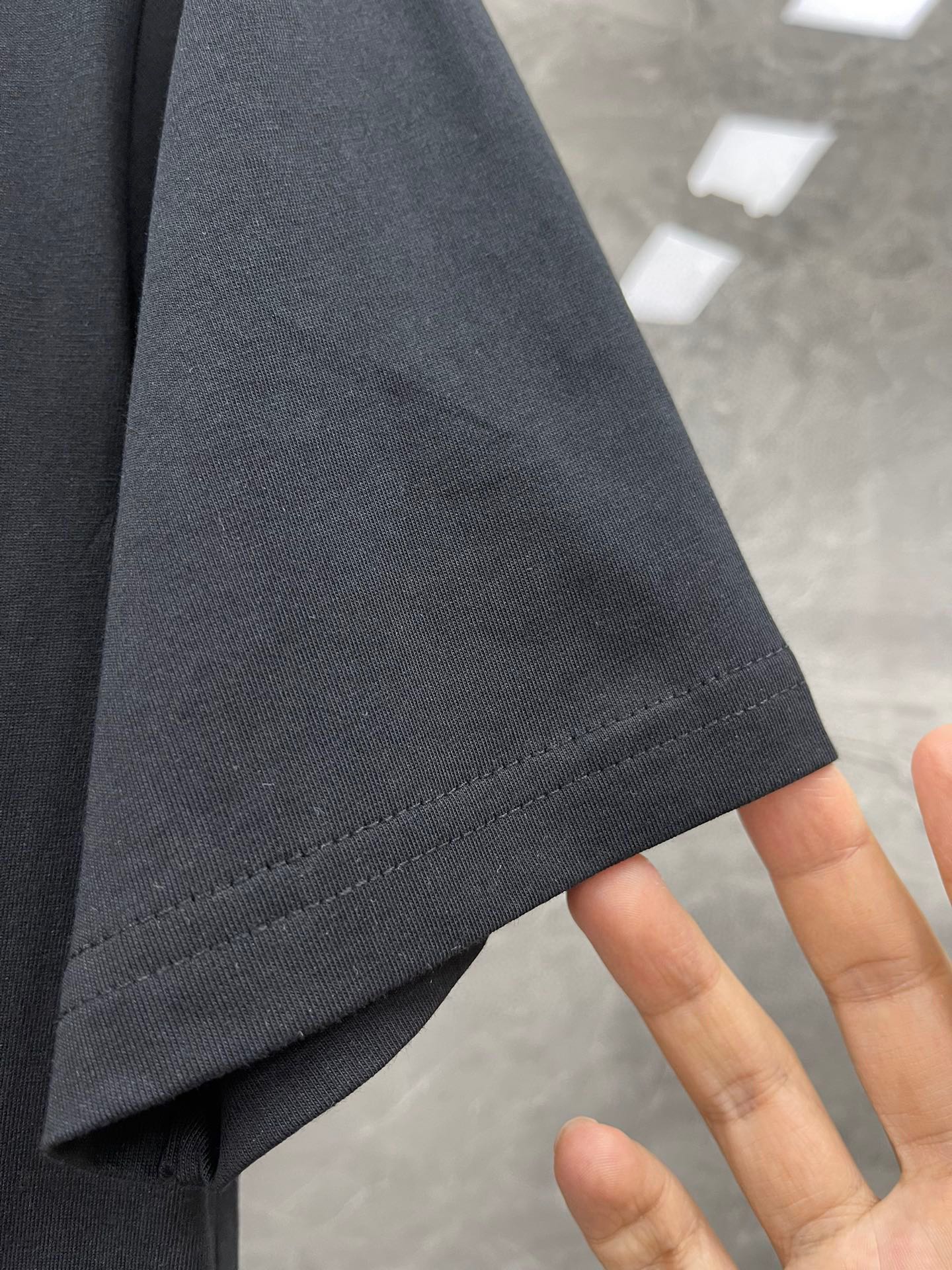 Shop Louis Vuitton 2023 SS Crew Neck Unisex Street Style Plain Cotton Short  Sleeves (1AB4UQ) by Lecielbleu